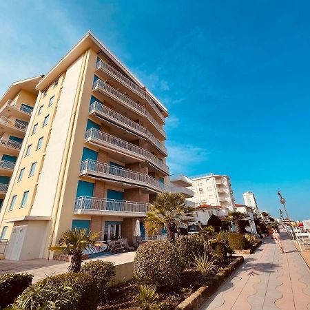 Appartamento Cima - Vista Mare, 3 Camere, Wifi, Family Apartment Lido di Jesolo Exterior photo
